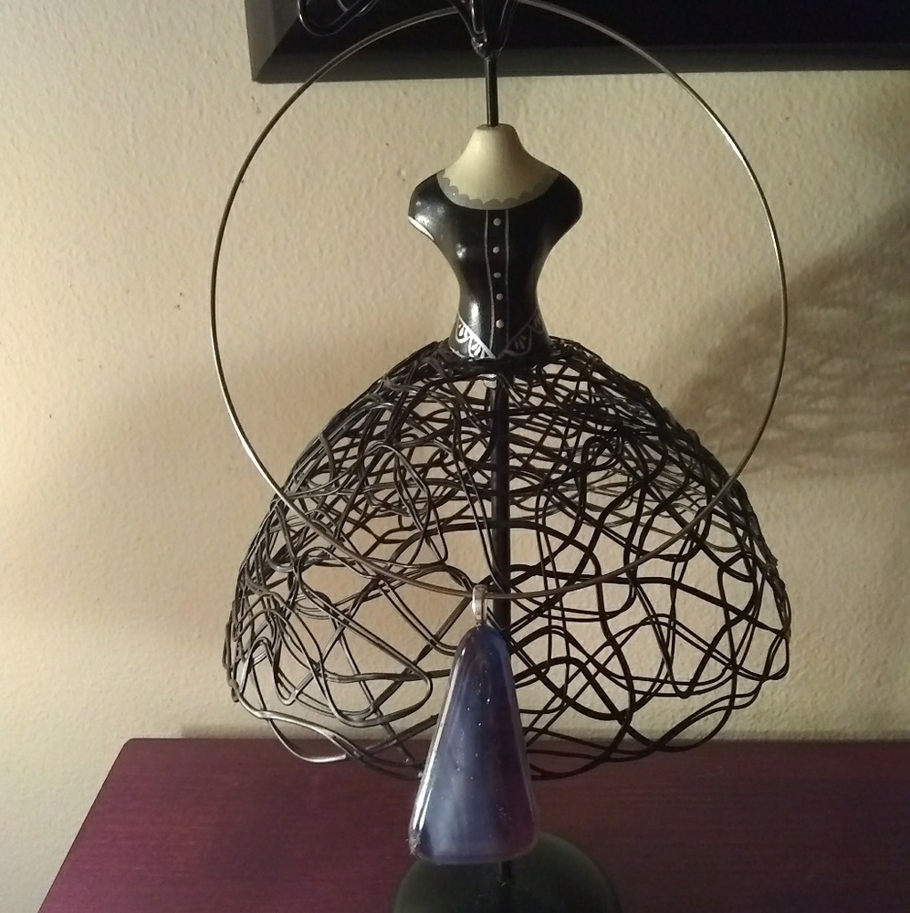 Bundle 2 for $15! Beautiful glass chocker!